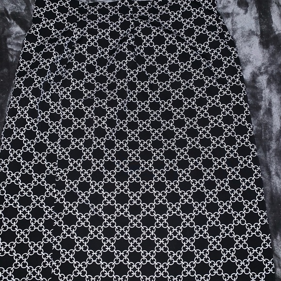 Chadwick’s Black White Chain Print Pencil Skirt Size 14. No flaws. - Picture 8 of 10